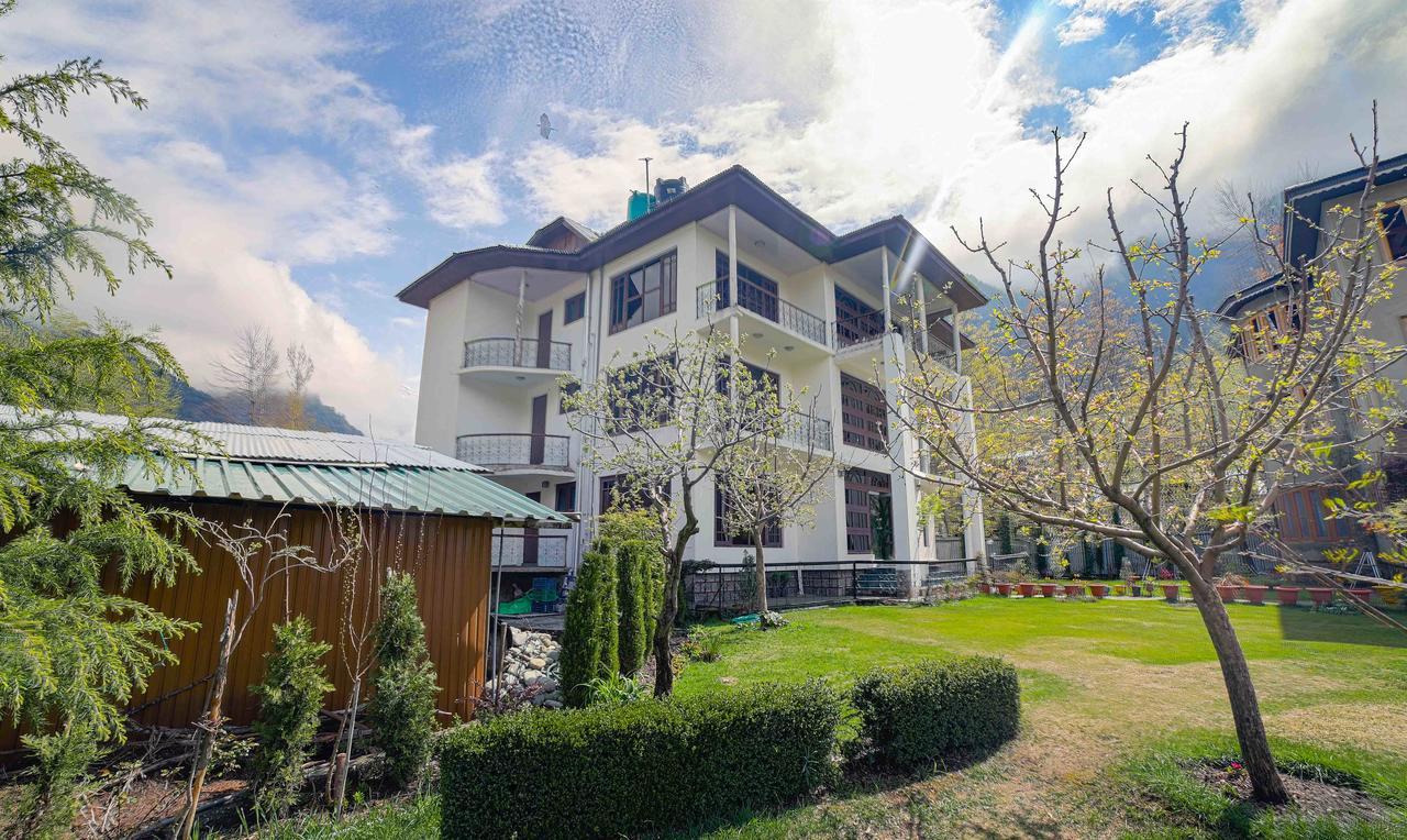 Premier Pahalgam Hotel Exterior photo