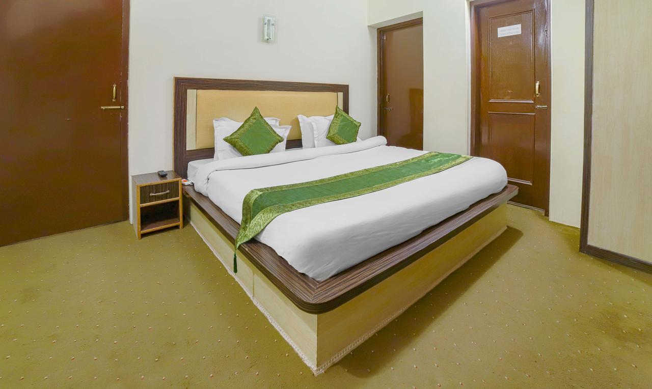 Premier Pahalgam Hotel Exterior photo