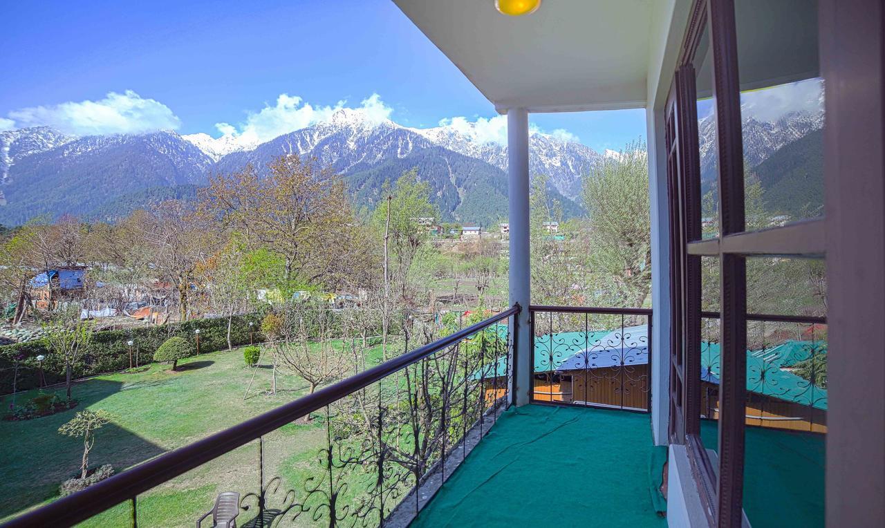 Premier Pahalgam Hotel Exterior photo