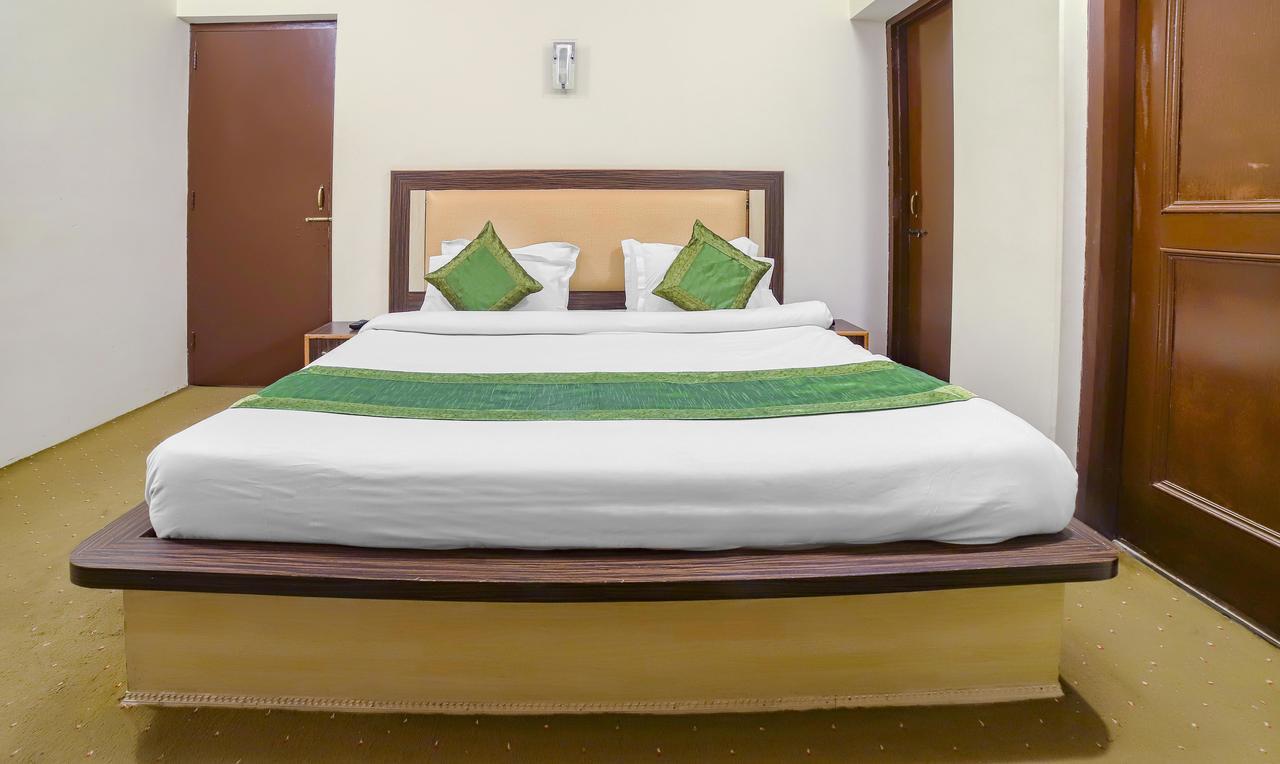 Premier Pahalgam Hotel Exterior photo
